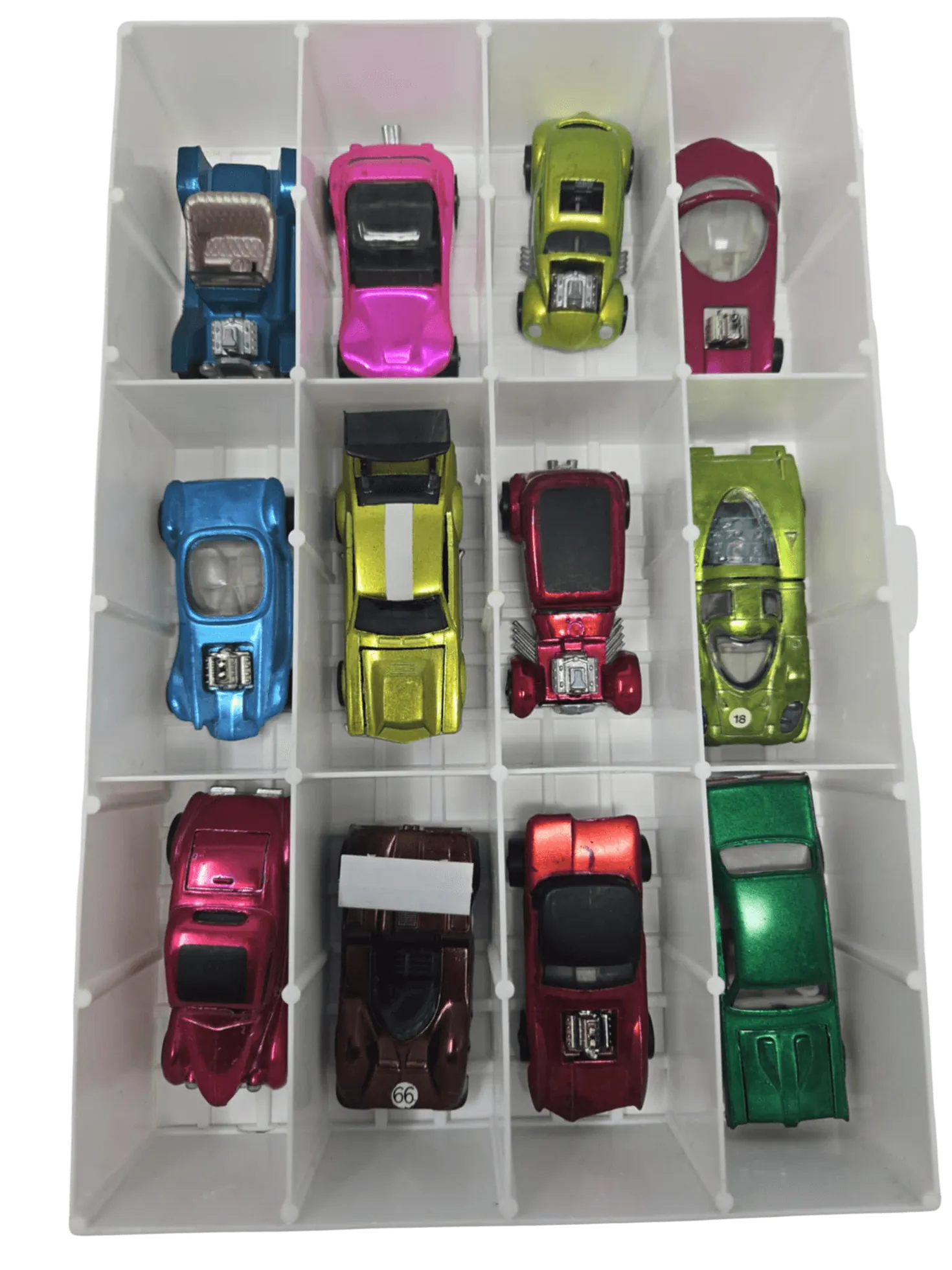 Hot Wheels storage case with tray - cars arranged wheels down