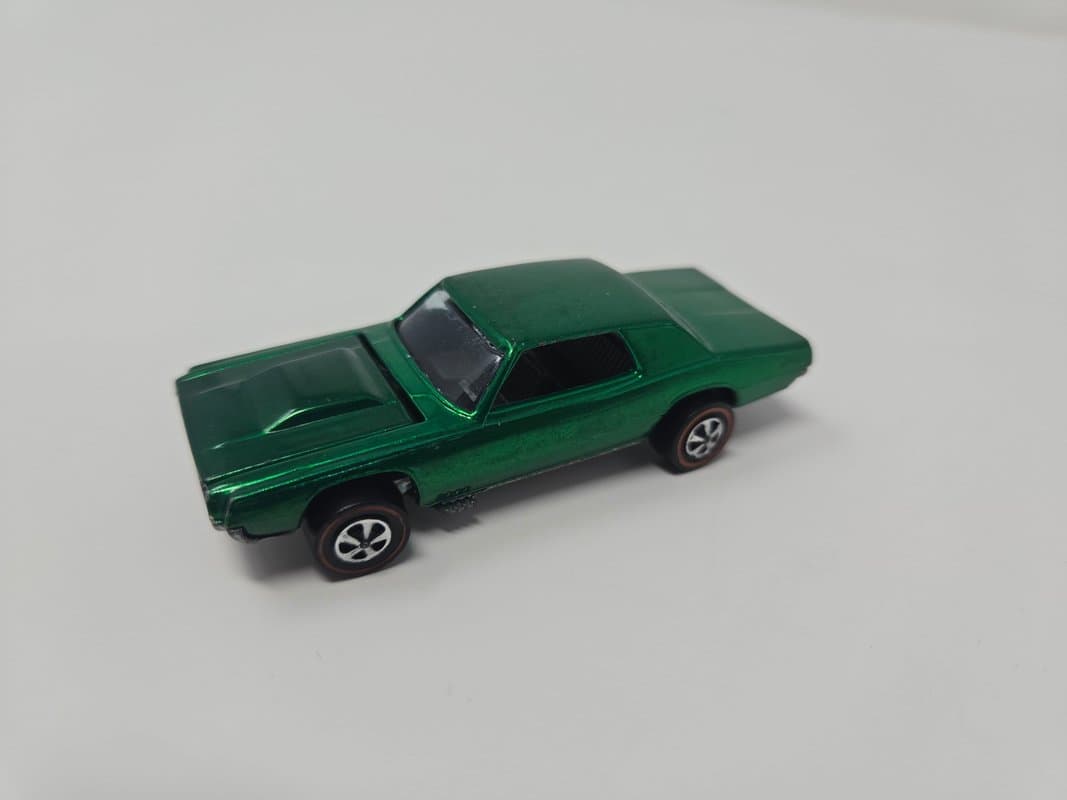 1968 Custom T-Bird Hot Wheels Redline