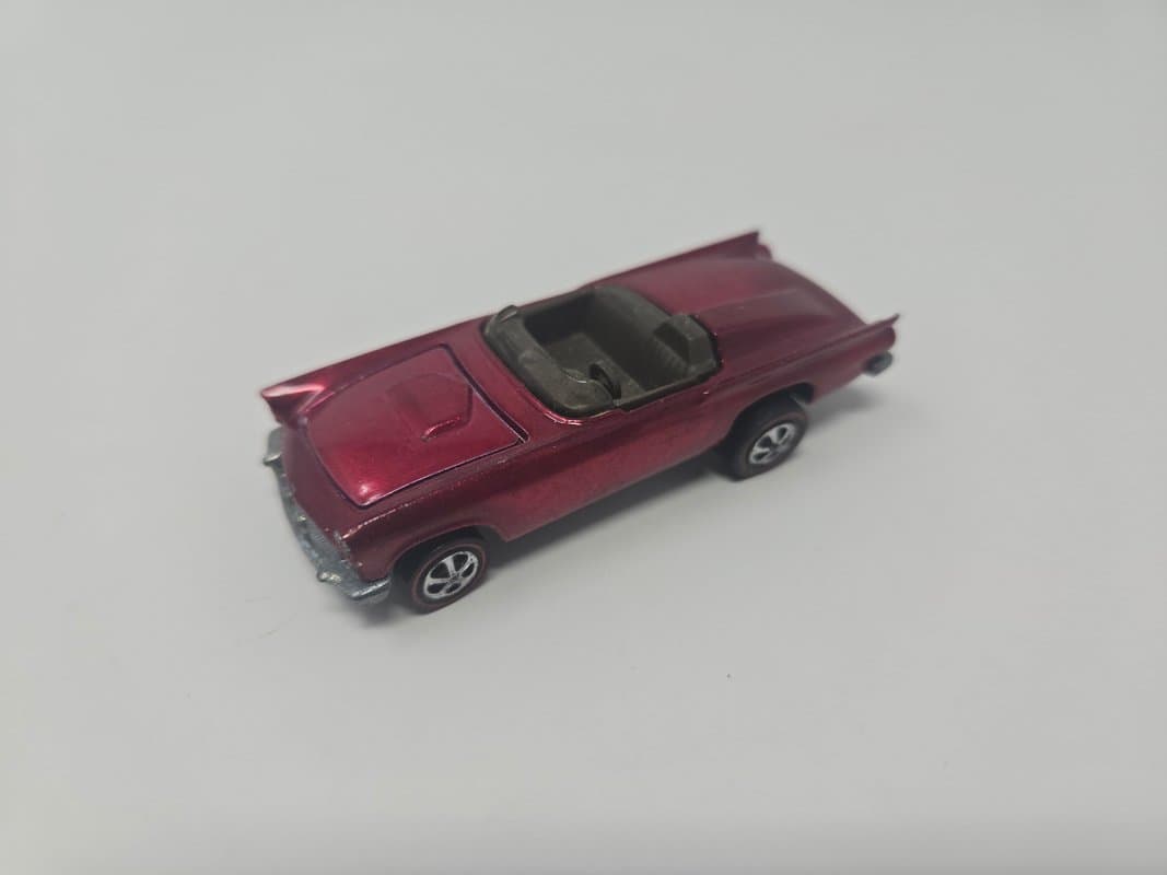 1969 Classic’57 T-Bird Hot Wheels Redline