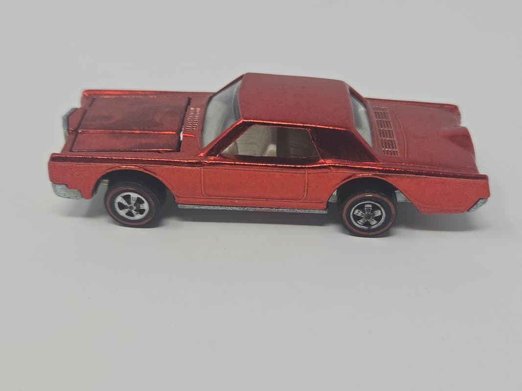 1969 Custom Continental Mark III Hot Wheels Redline