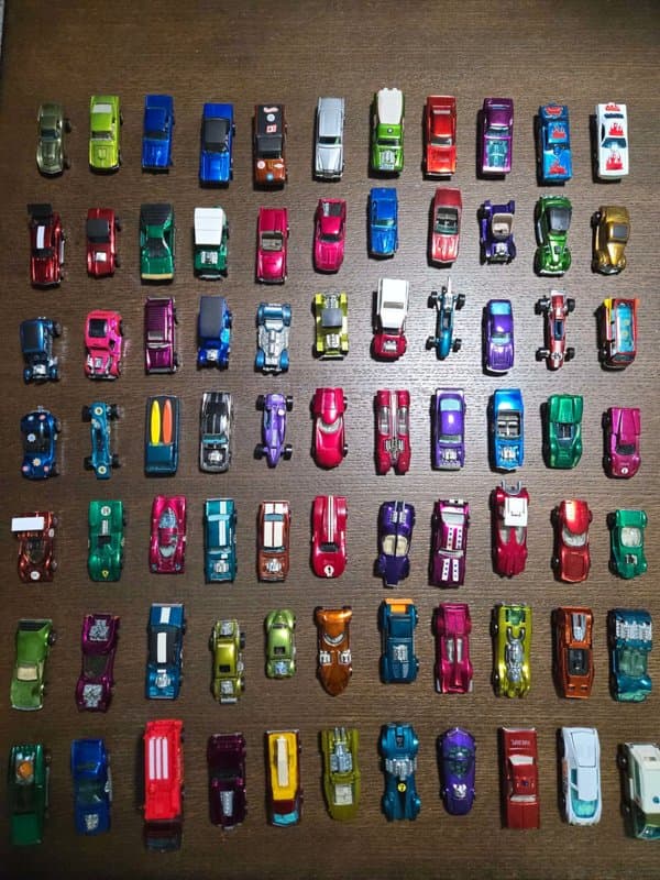 Vintage Redline Hot Wheels collection: Mail Call from London in Oregon