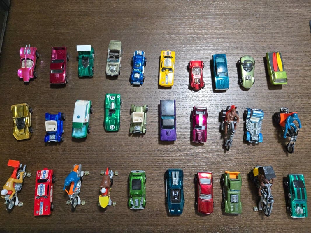 Vintage Redline Hot Wheels collection: Mail Call from Mike in Texas
